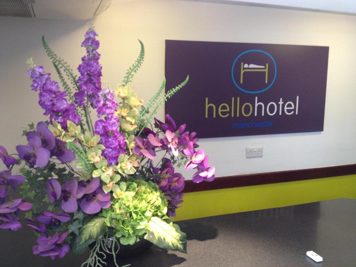 Hello Hotel Swinton  Esterno foto